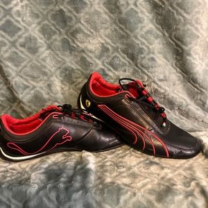 Size 10-Puma & Ferrari—Scuderia Ferrari future Kart Cat- SUPER CLEAN